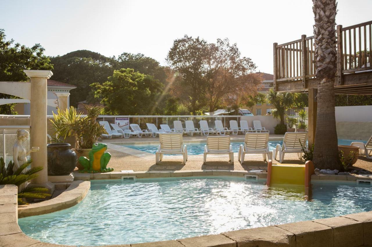 Camping Les Acacias Fréjus Esterno foto