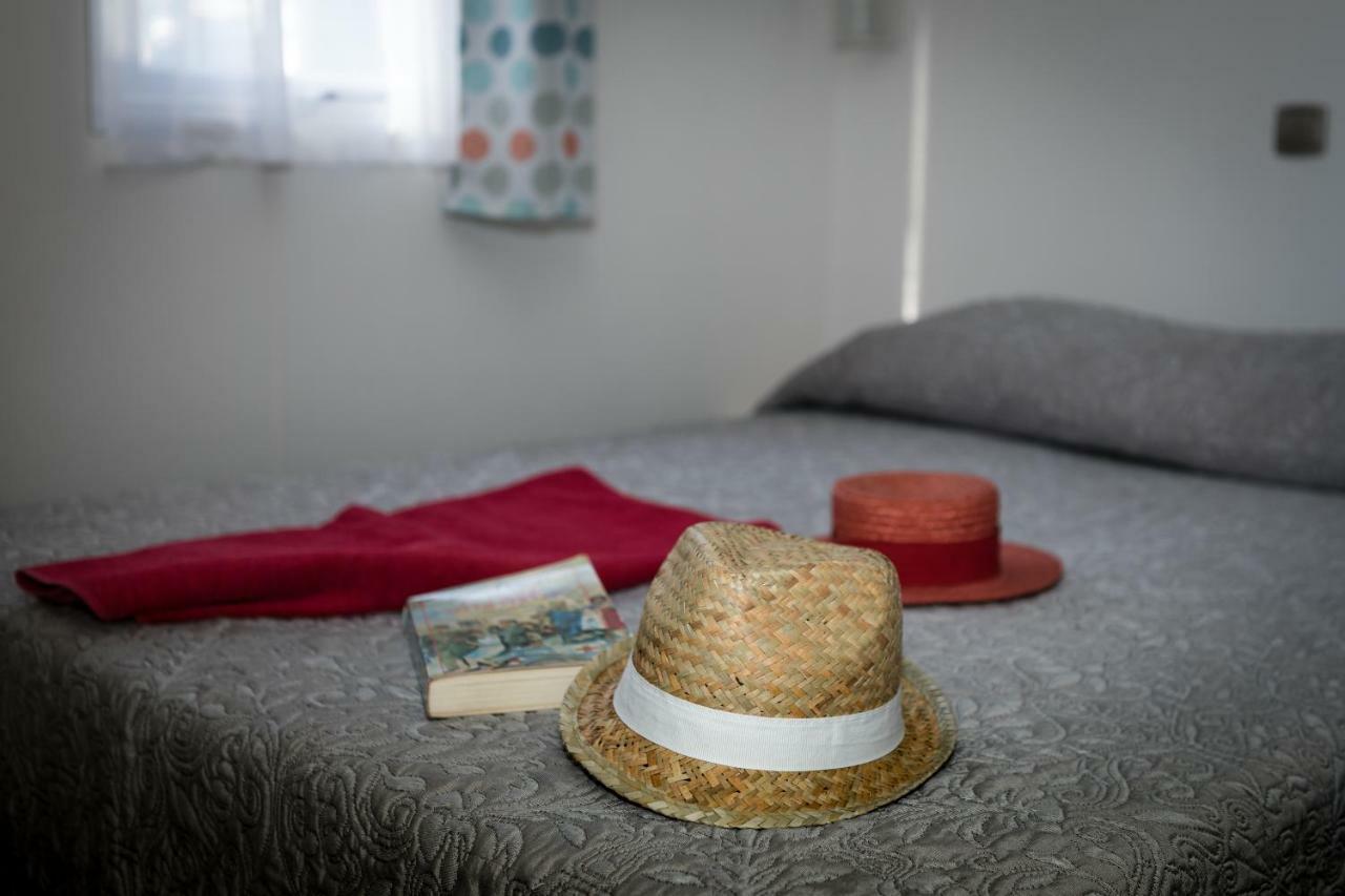 Camping Les Acacias Fréjus Esterno foto