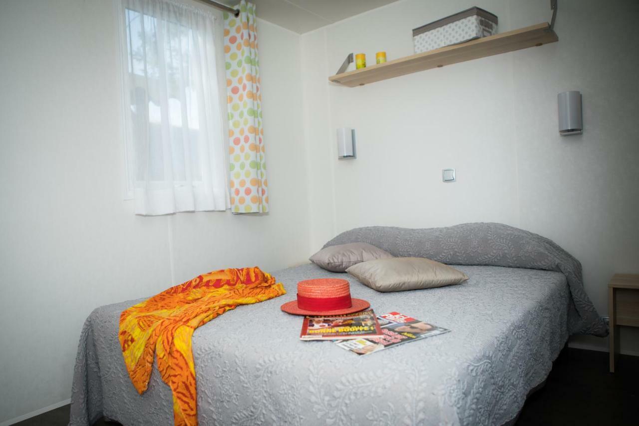 Camping Les Acacias Fréjus Esterno foto
