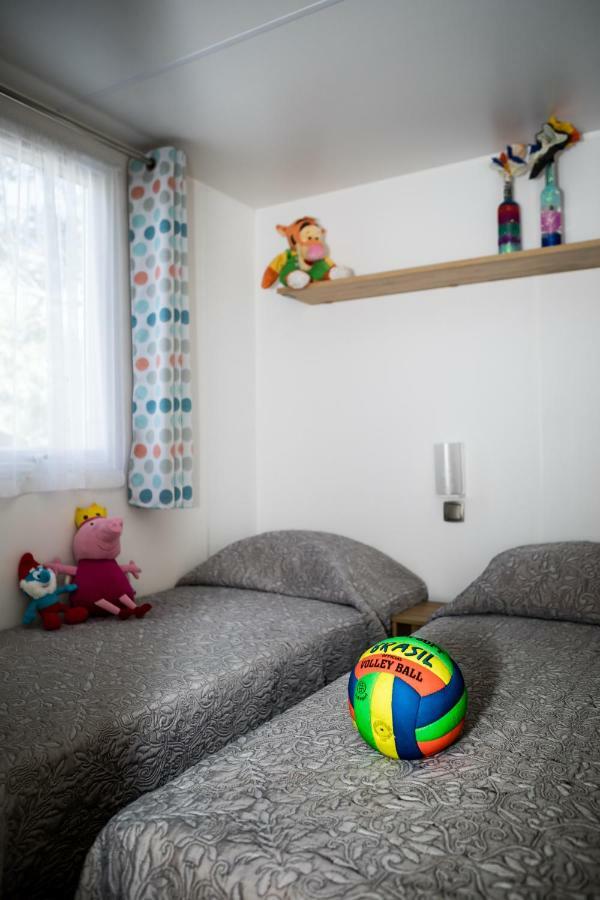 Camping Les Acacias Fréjus Esterno foto